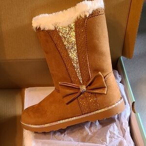 Magellan Outdoors Tan Kids Boots with Glitter